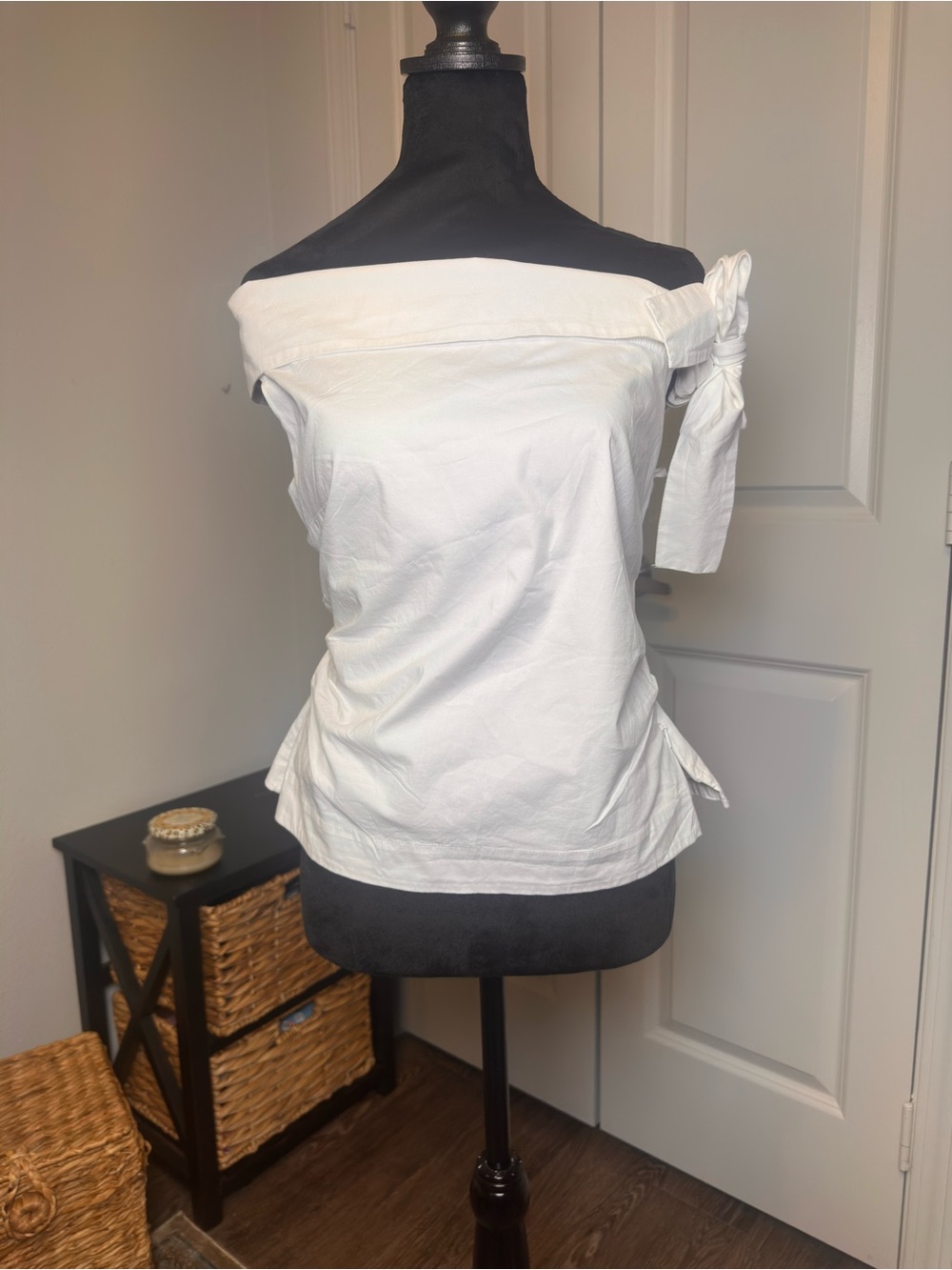 Loft Off-Shoulder White Tie-Sleeve Blouse / BNWOT